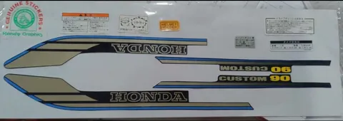 Honda C90 Custom view 4