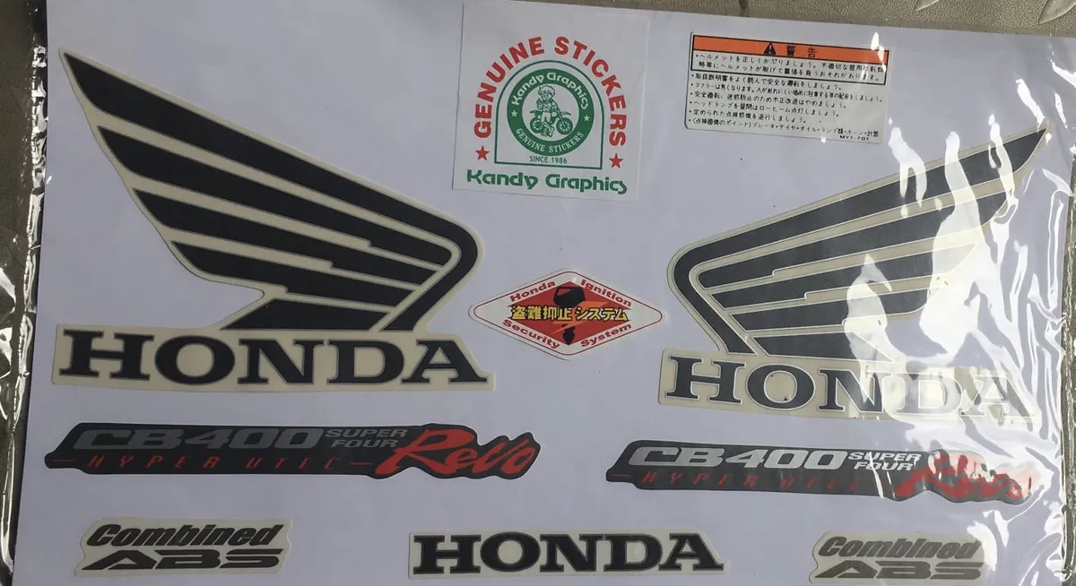 Honda CB 400 Super Four Hyper VTEC Revo — HONDA sticker, Sri Lanka